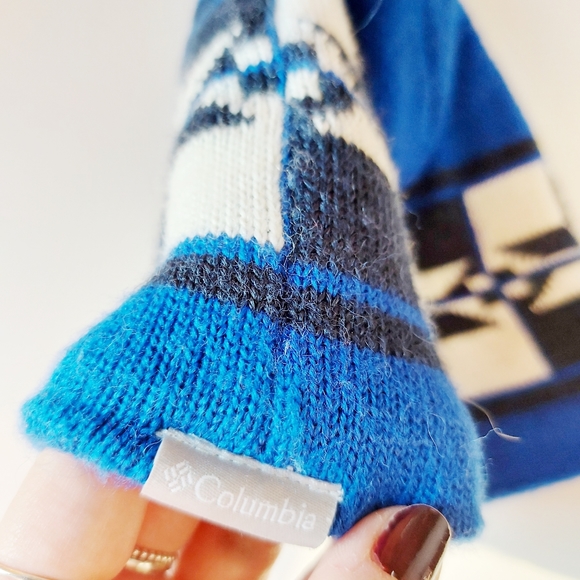 Columbia | like new fleece lined beanie - Picture 2 of 3